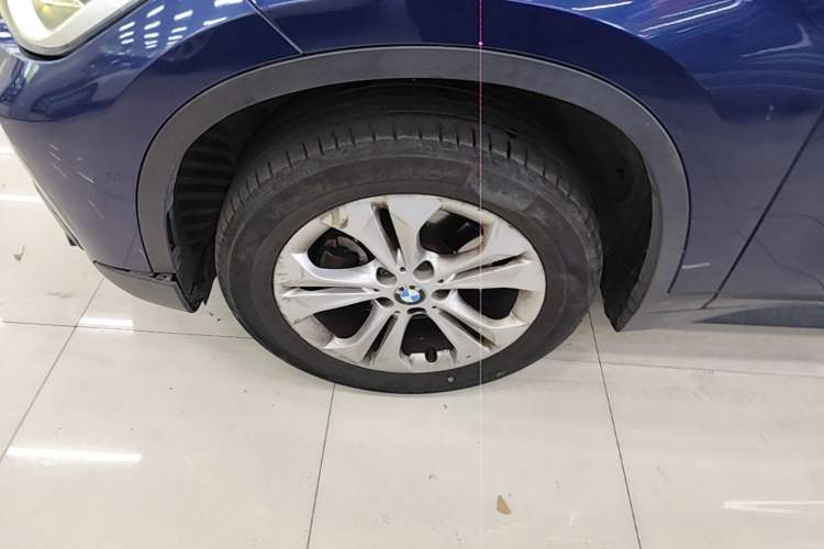 Used BMW X1 2016 sDrive18Li Premium Edition Left Front Wheel Hub