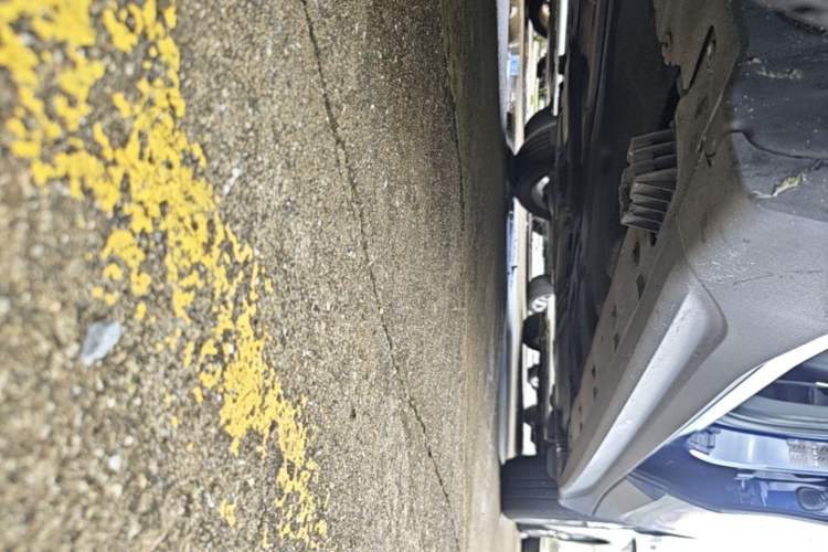 Used BMW X1 2016 sDrive18Li Premium Edition Left Side Sill