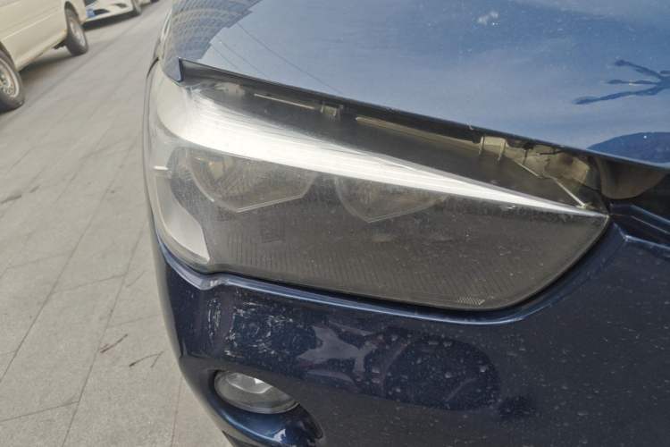 Used BMW X1 2016 sDrive18Li Fashion Model Right Front Headlight
