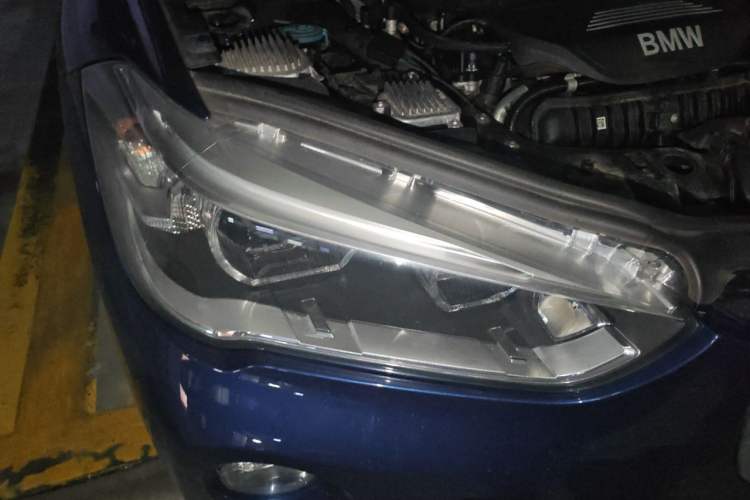 Used BMW X1 2016 sDrive20Li Luxury Model Right Front Headlight