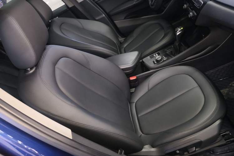 Used BMW X1 2016 sDrive18Li Fashion Model Right Front Seat