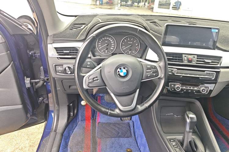 Used BMW X1 2016 sDrive18Li Premium Edition Steering Wheel
