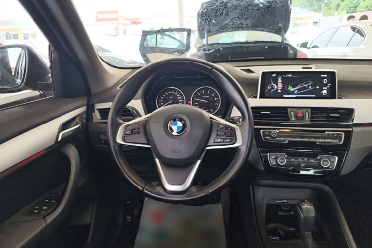 Used BMW X1 2016 sDrive18Li Fashion Model Steering Wheel