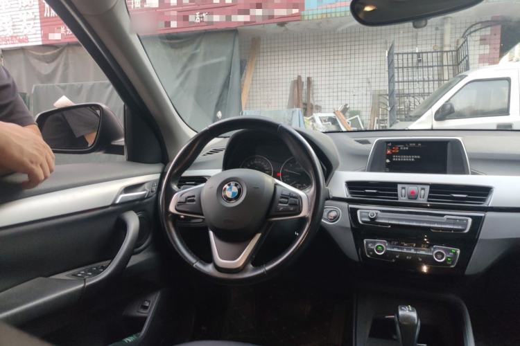 Used BMW X1 2016 sDrive18Li Premium Edition Steering Wheel