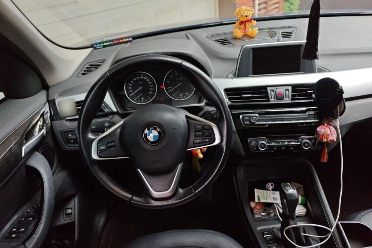 Used BMW X1 2016 sDrive18Li Premium Edition Steering Wheel
