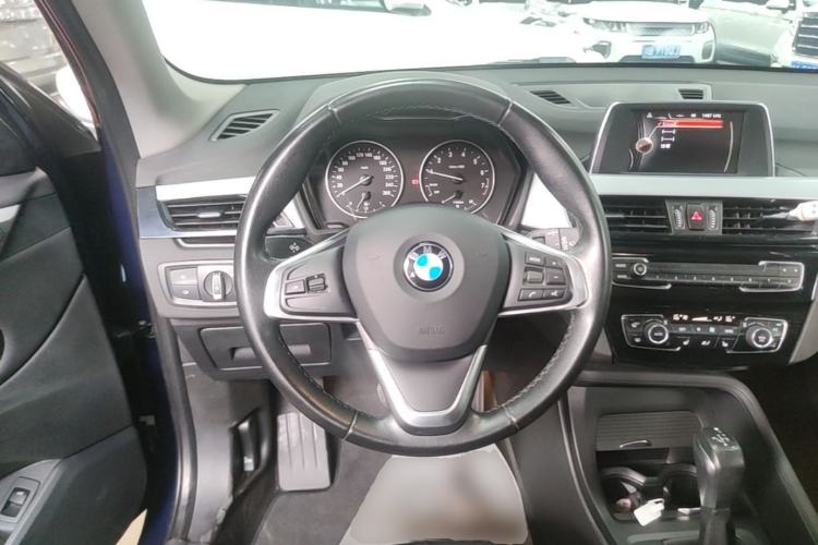 Used BMW X1 2016 sDrive18Li Premium Edition Steering Wheel