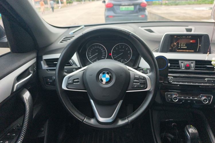 Used BMW X1 2016 sDrive18Li Premium Edition Steering Wheel
