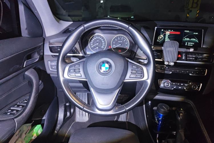 Used BMW X1 2016 xDrive20Li Luxury Model Steering Wheel