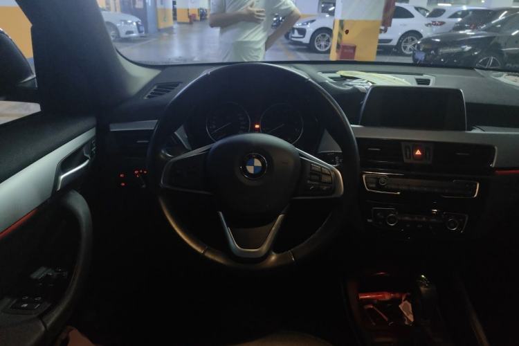 Used BMW X1 2016 sDrive18Li Premium Edition Steering Wheel
