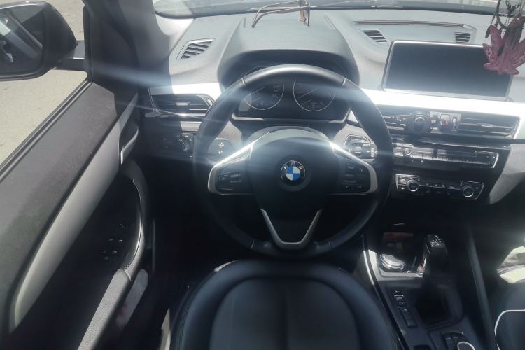 Used BMW X1 2016 sDrive18Li Premium Edition Steering Wheel