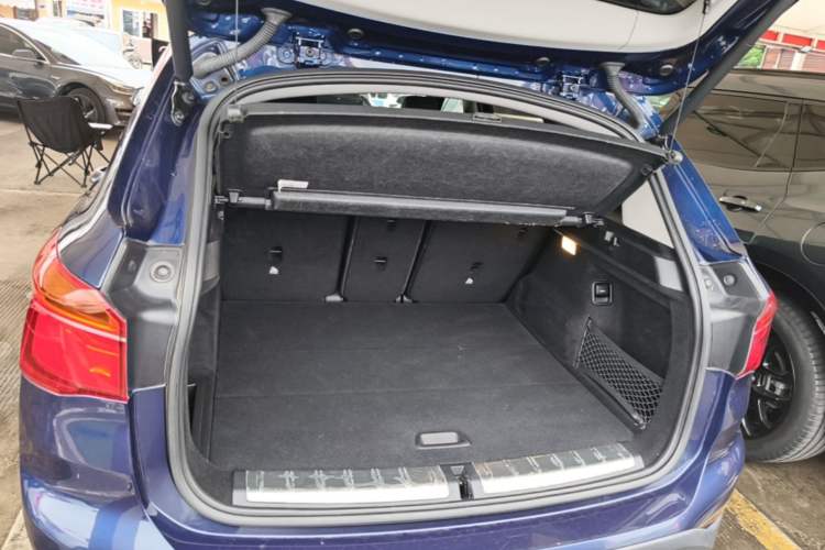 Used BMW X1 2016 sDrive18Li Fashion Model Trunk