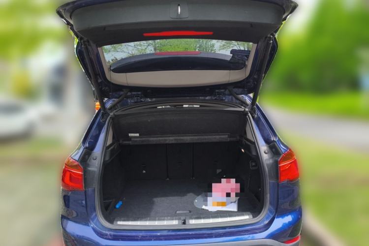 Used BMW X1 2016 sDrive18Li Fashion Model Trunk