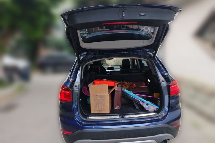 Used BMW X1 2016 sDrive18Li Premium Edition Trunk