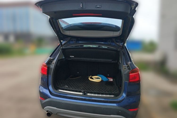 Used BMW X1 2016 sDrive18Li Premium Edition Trunk
