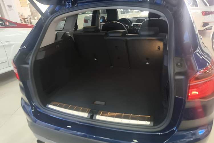 Used BMW X1 2016 sDrive18Li Fashion Model Trunk