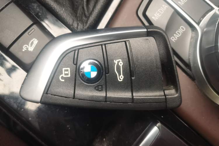 Used BMW X1 2016 xDrive20Li Luxury Model Vehicle Key