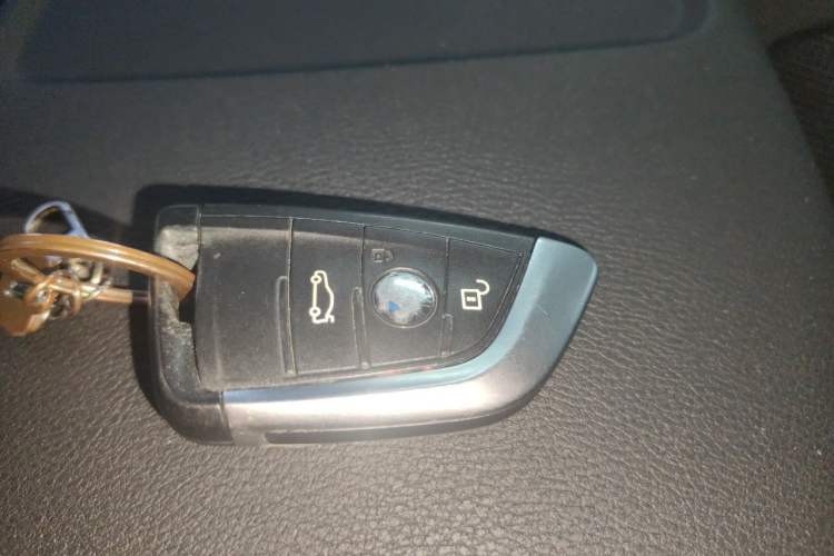 Used BMW X1 2016 sDrive18Li Premium Edition Vehicle Key