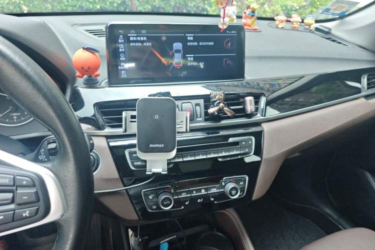 Used BMW X1 2016 sDrive20Li Luxury Model Audio And AC Panel