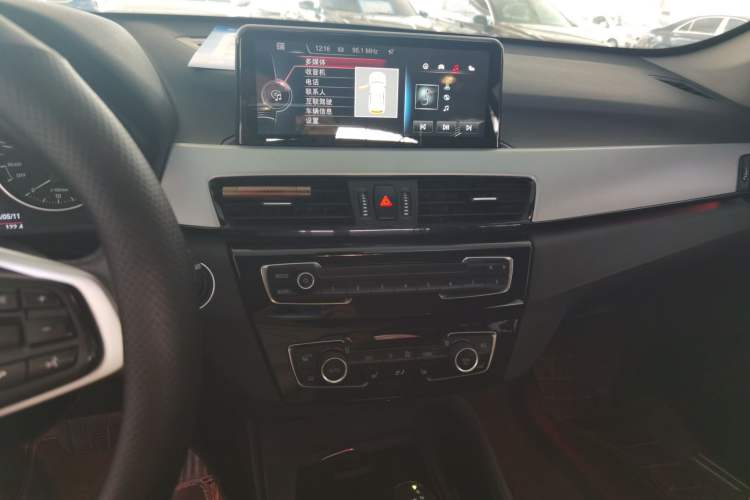 Used BMW X1 2016 sDrive18Li Fashion Model Audio And AC Panel