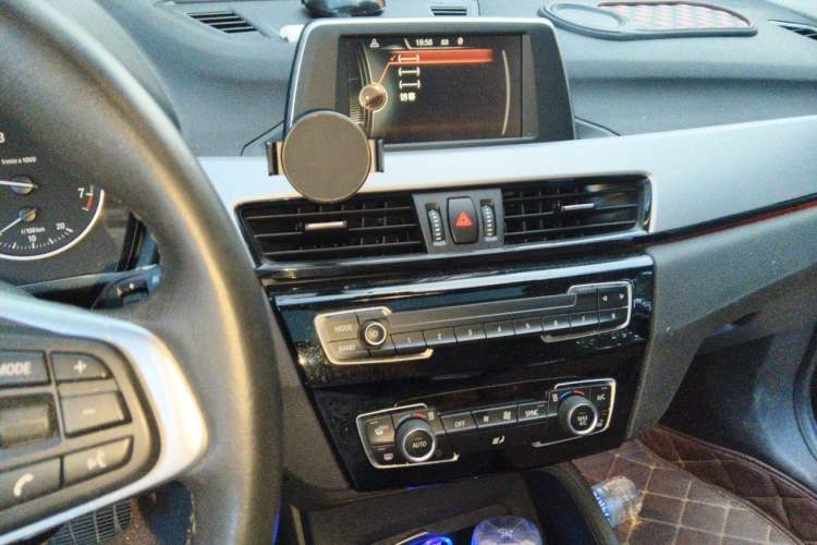 Used BMW X1 2016 sDrive18Li Fashion Model Audio And AC Panel