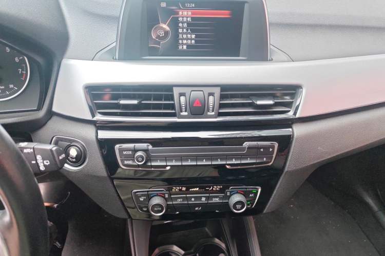 Used BMW X1 2016 sDrive18Li Fashion Model Audio And AC Panel