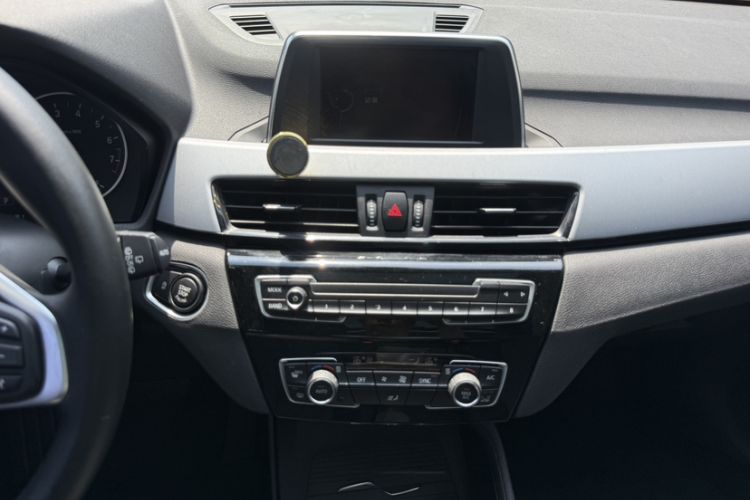 Used BMW X1 2016 sDrive18Li Fashion Model Audio And AC Panel