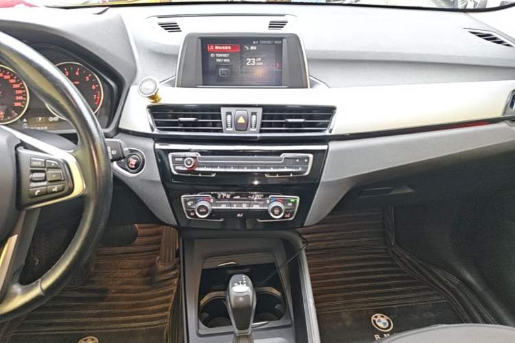 Used BMW X1 2016 sDrive18Li Fashion Model Audio And AC Panel