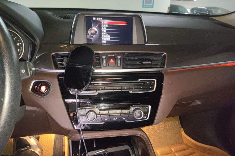 Used BMW X1 2016 sDrive20Li Luxury Model Audio And AC Panel