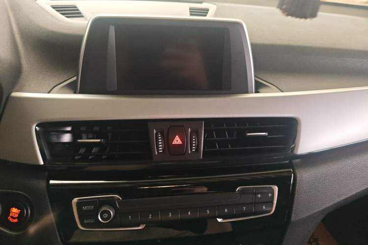 Used BMW X1 2016 sDrive18Li Fashion Model Audio And AC Panel