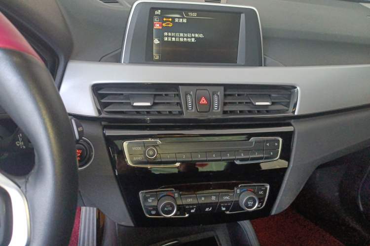 Used BMW X1 2016 sDrive18Li Premium Edition Audio And AC Panel