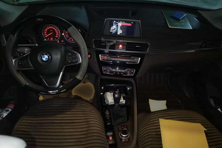 Used BMW X1 2016 sDrive20Li Luxury Model Center Console