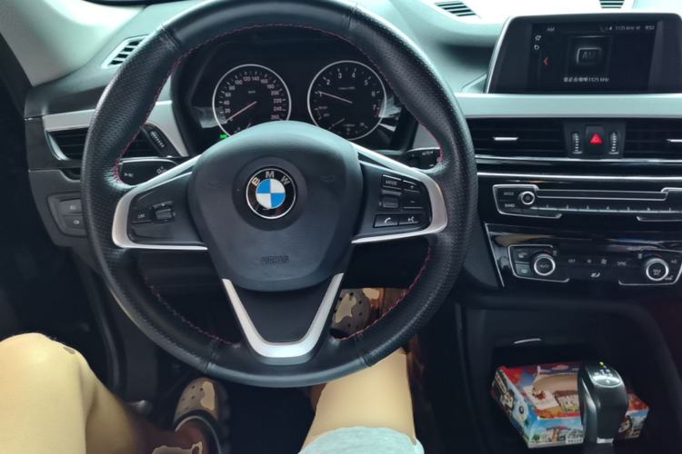 Used BMW X1 2016 sDrive18Li Fashion Model Center Console