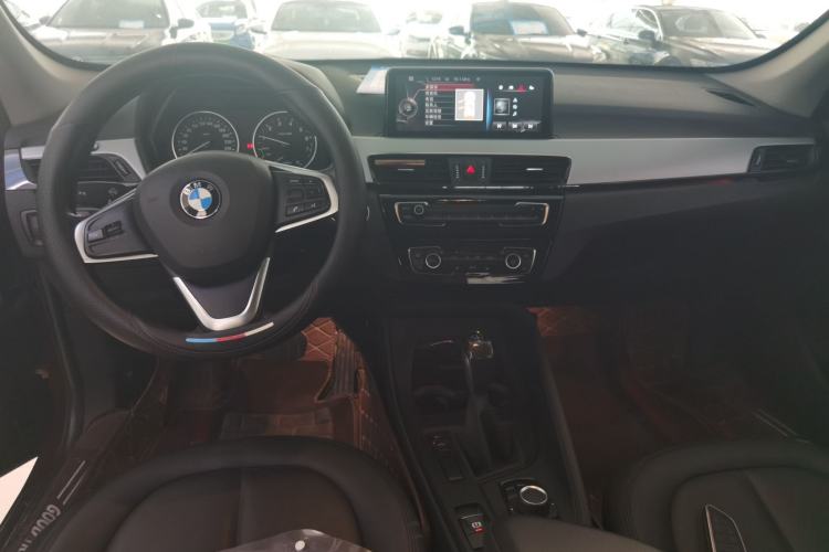Used BMW X1 2016 sDrive18Li Fashion Model Center Console