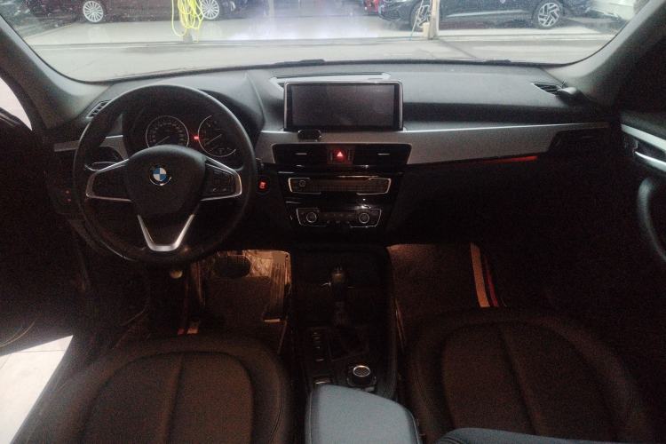Used BMW X1 2016 sDrive18Li Premium Edition Center Console