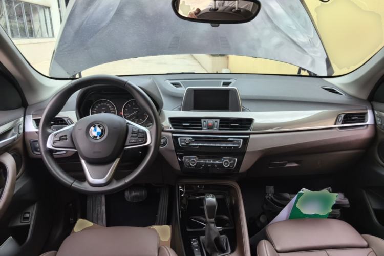 Used BMW X1 2016 sDrive20Li Luxury Model Center Console