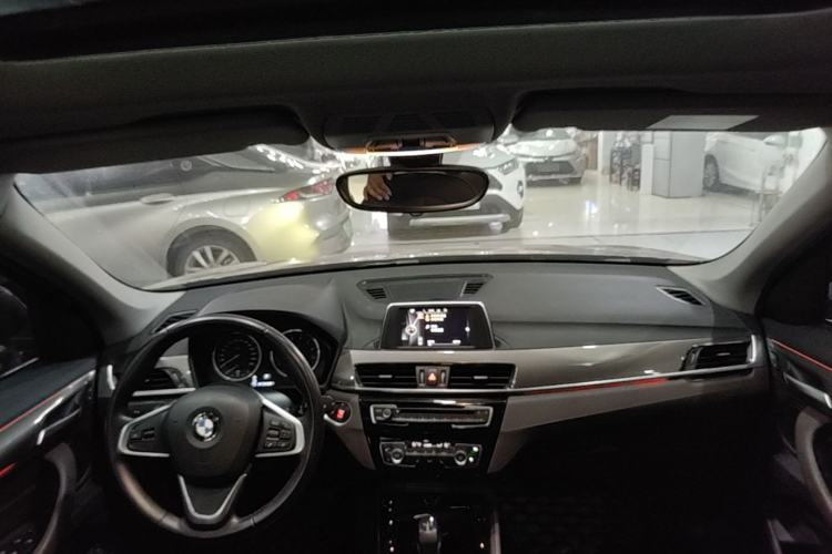 Used BMW X1 2016 sDrive18Li Luxury Model Center Console