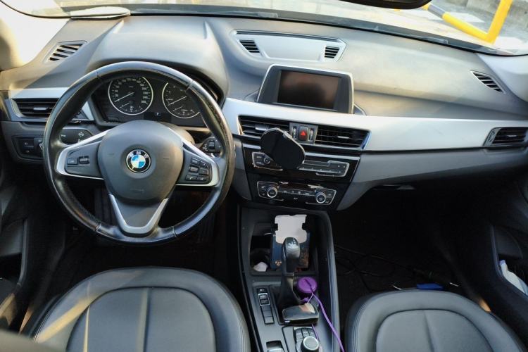 Used BMW X1 2016 sDrive18Li Fashion Model Center Console