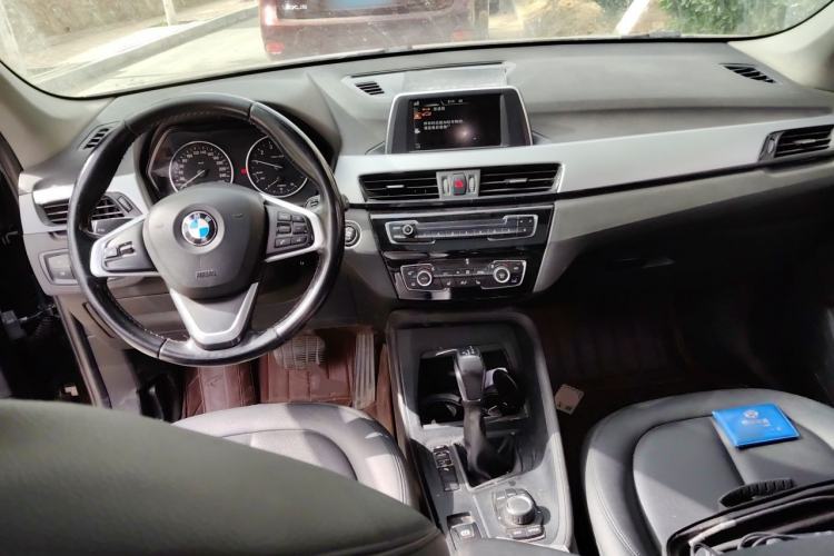 Used BMW X1 2016 sDrive18Li Premium Edition Center Console