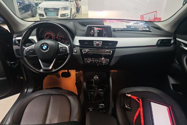 Used BMW X1 2016 sDrive18Li Premium Edition Center Console