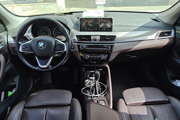 Used BMW X1 2016 sDrive18Li Luxury Model Center Console