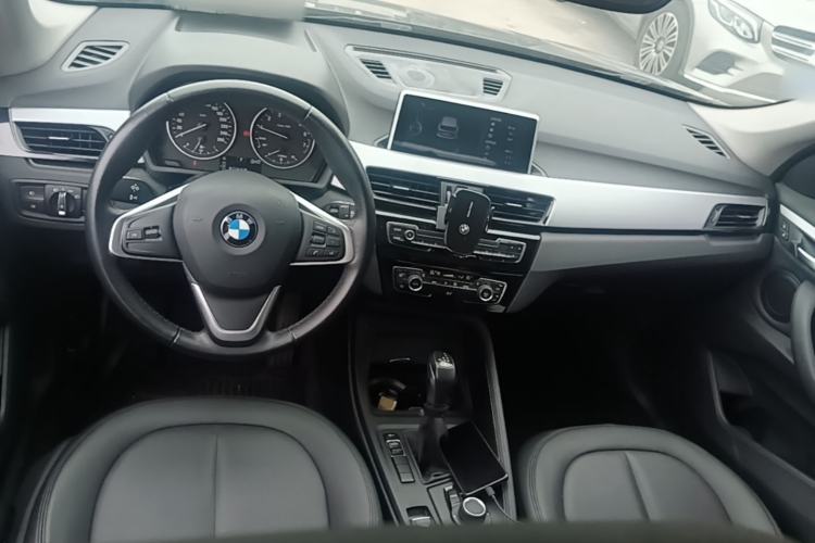 Used BMW X1 2016 sDrive18Li Fashion Model Center Console
