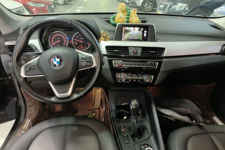 Used BMW X1 2016 sDrive18Li Premium Edition Center Console