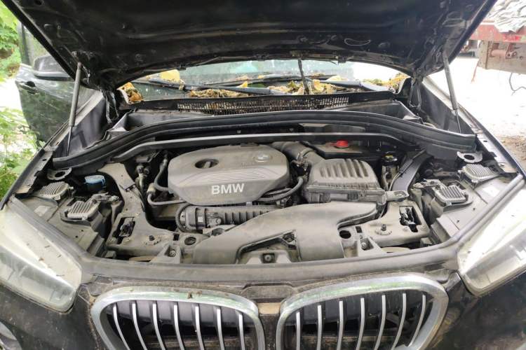 Used BMW X1 2016 sDrive18Li Premium Edition Engine Bay