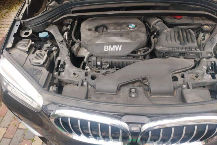 Used BMW X1 2016 sDrive18Li Luxury Model Engine Bay