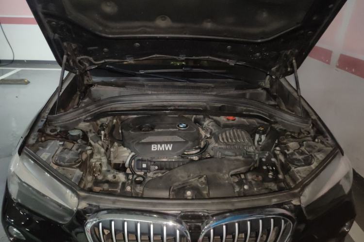 Used BMW X1 2016 sDrive18Li Fashion Model Engine Bay