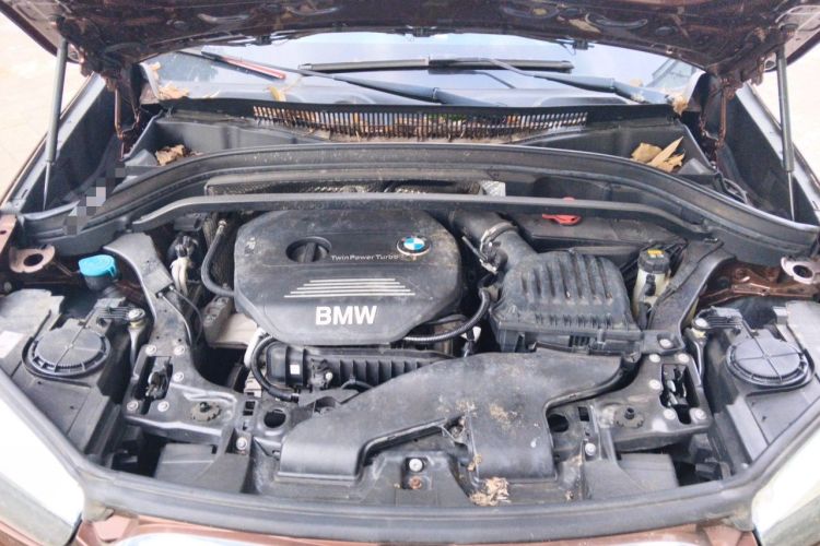 Used BMW X1 2016 sDrive18Li Fashion Model Engine Bay