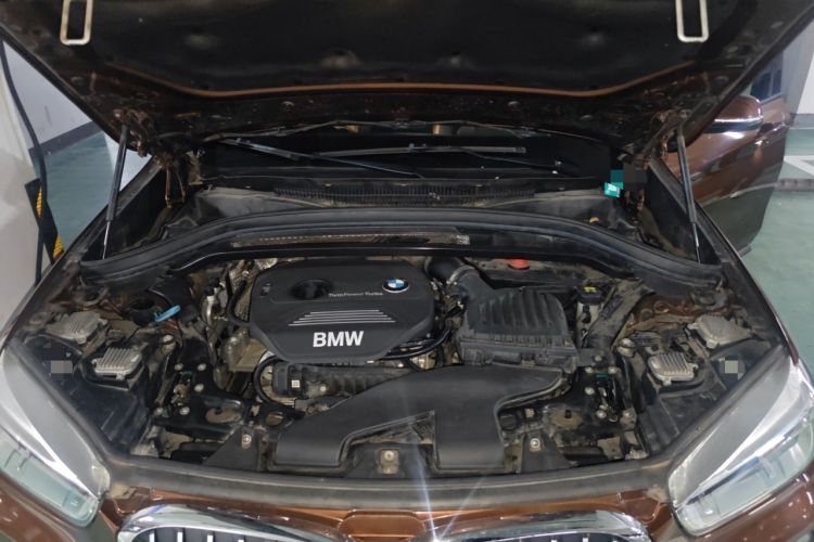 Used BMW X1 2016 sDrive18Li Fashion Model Engine Bay
