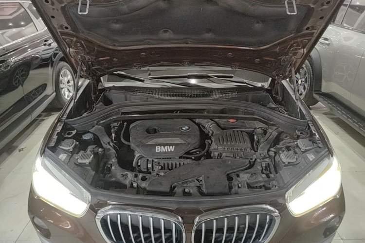 Used BMW X1 2016 sDrive18Li Luxury Model Engine Bay