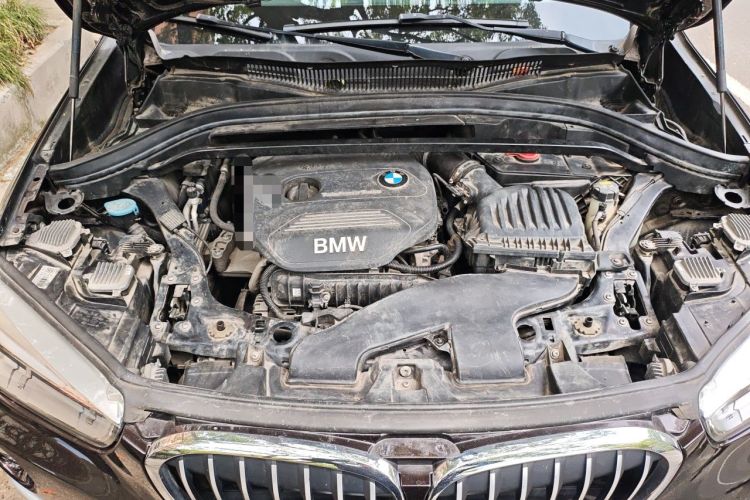 Used BMW X1 2016 sDrive18Li Luxury Model Engine Bay