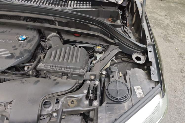 Used BMW X1 2016 sDrive18Li Fashion Model Engine Bay Left